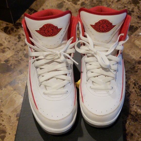 COPY - Air Jordan Retro 2